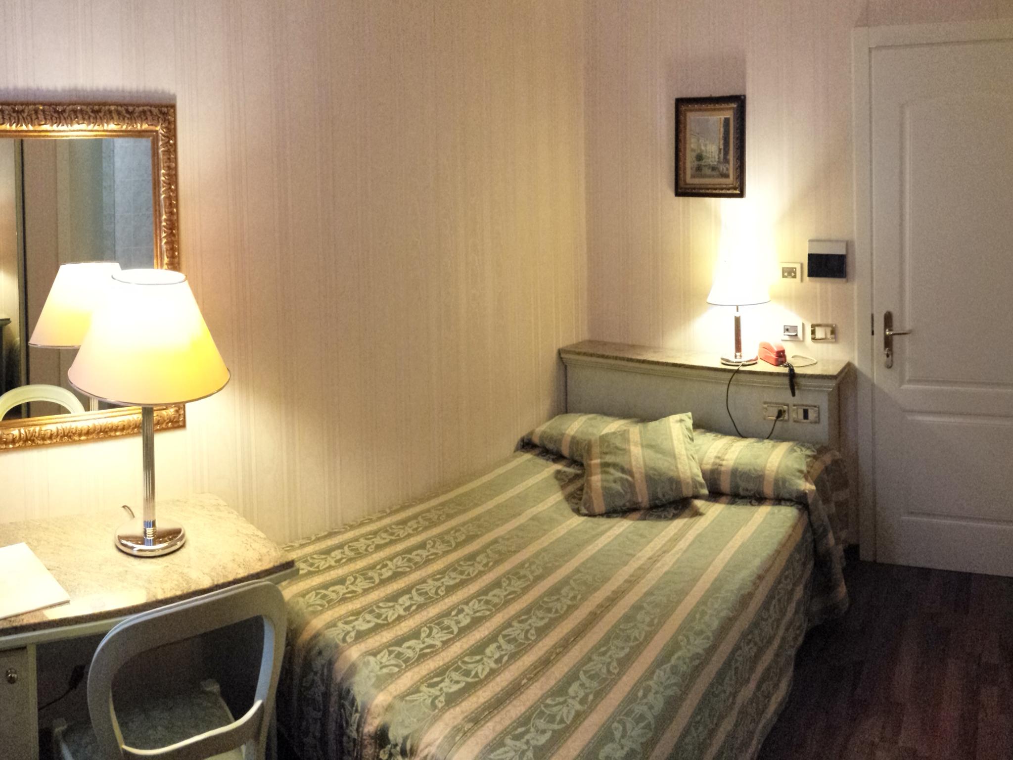 Hotel President Rimini Esterno foto