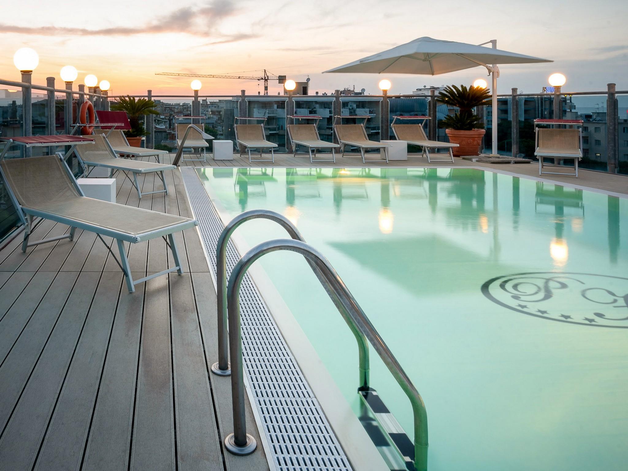 Hotel President Rimini Esterno foto