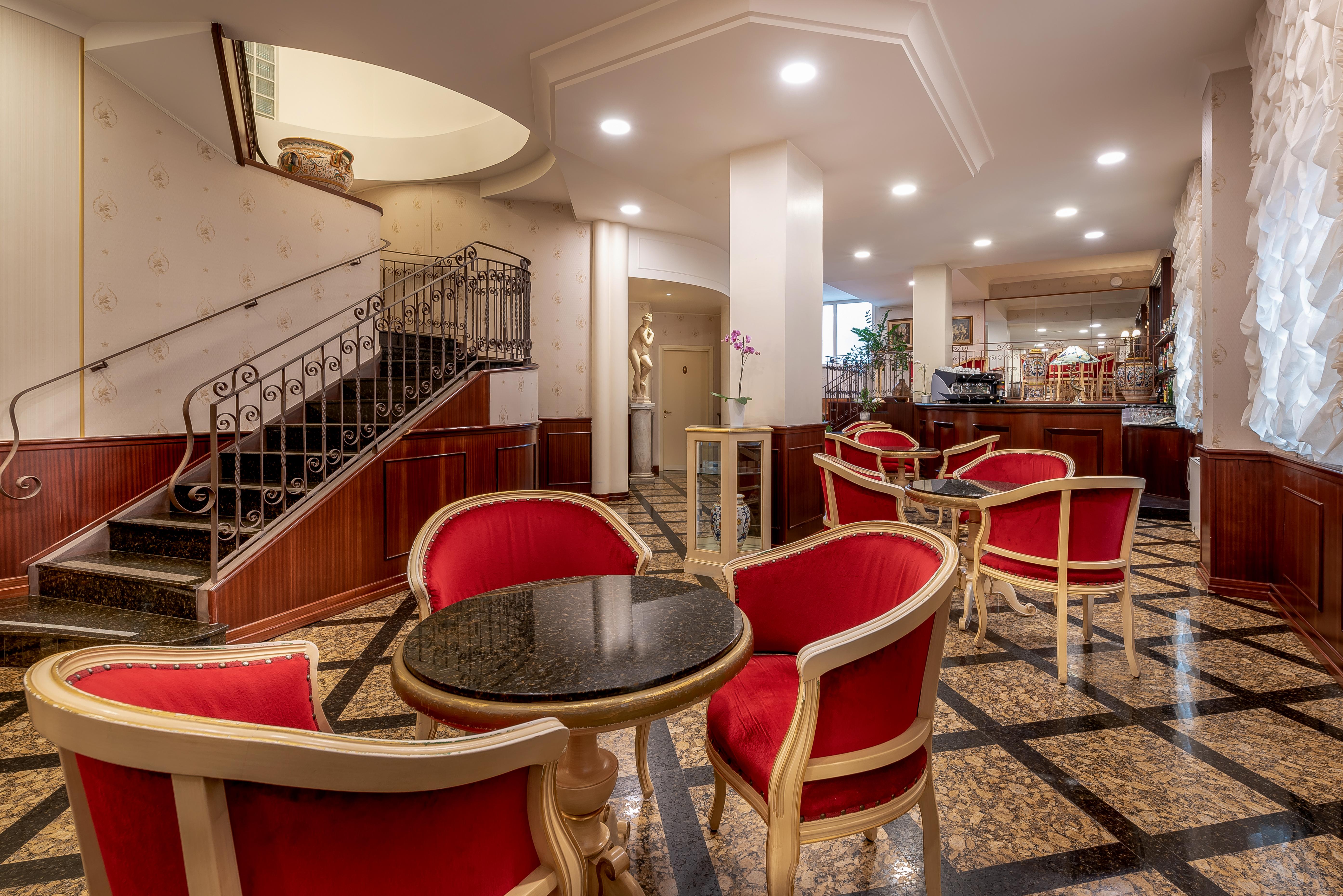 Hotel President Rimini Esterno foto