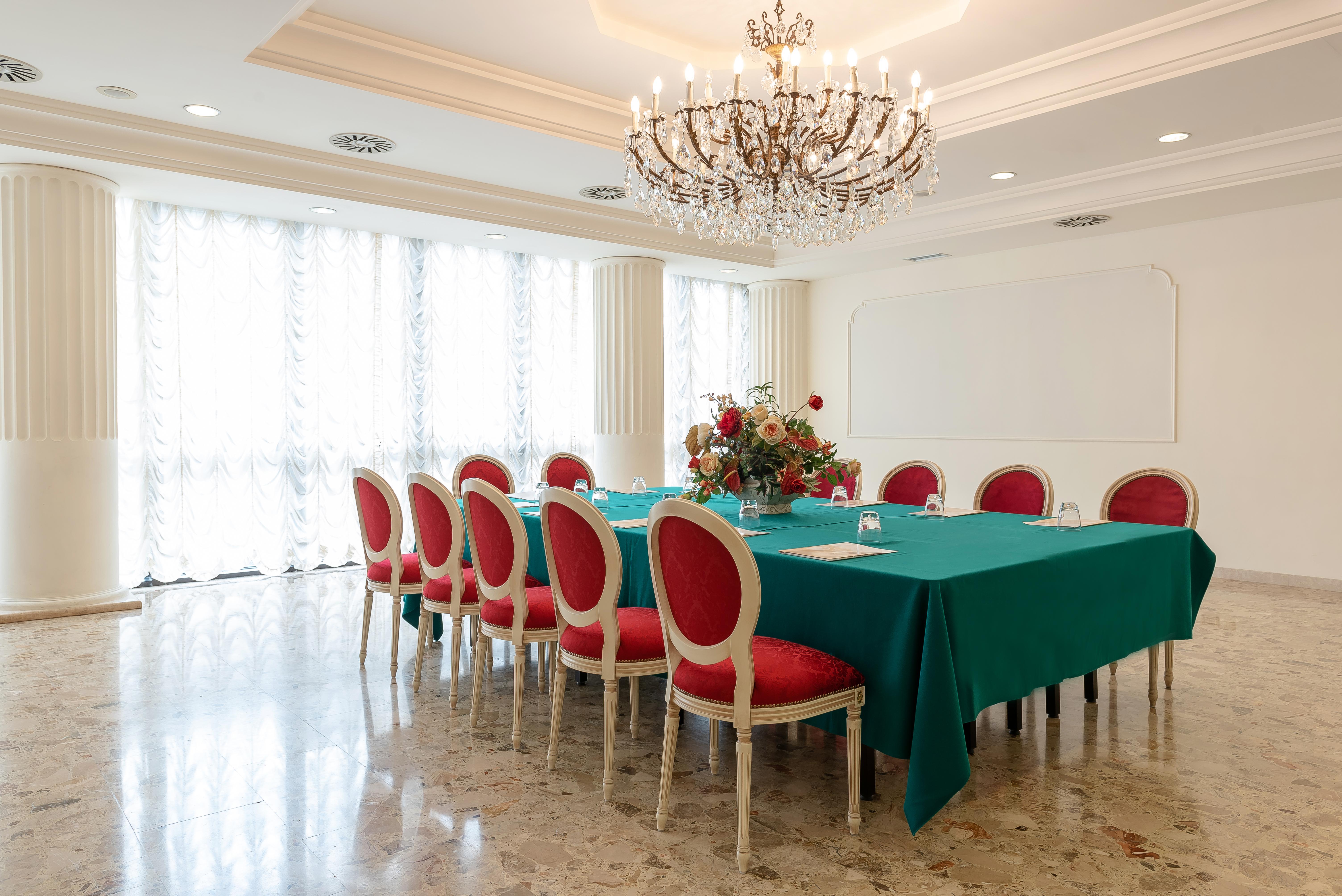 Hotel President Rimini Esterno foto