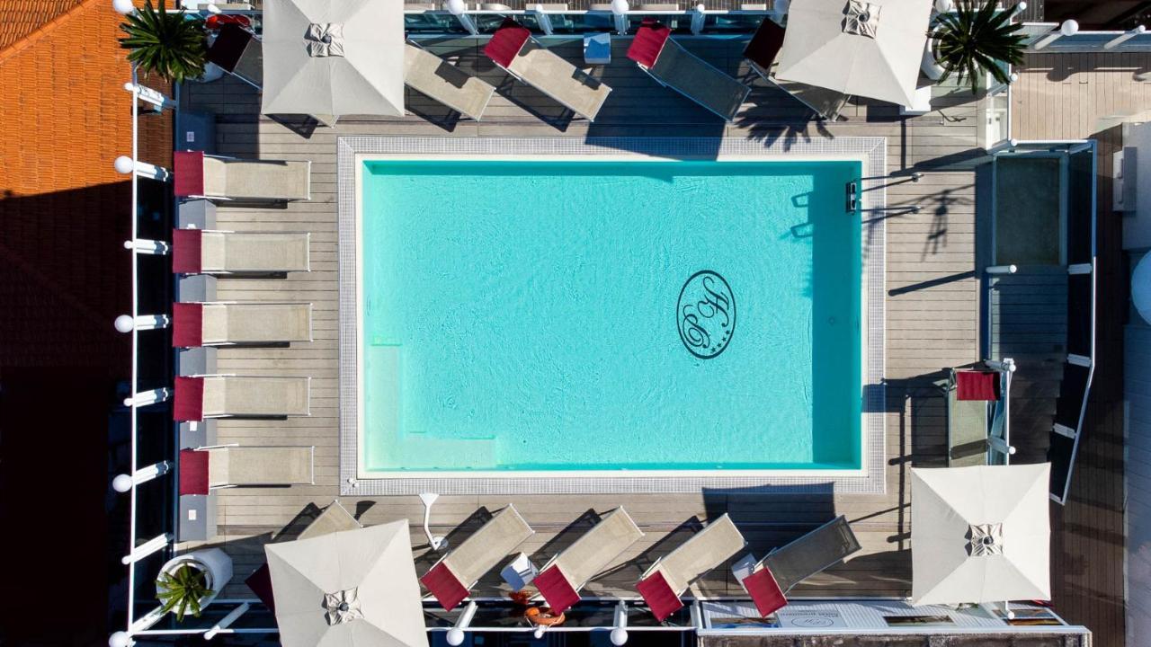 Hotel President Rimini Esterno foto